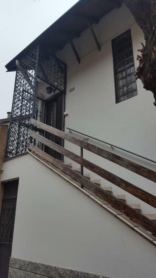 Typical Mountain Mansarda Close To Fiera Rho Milano Mind Pero Exterior foto